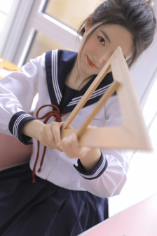 学长含着她的乳奶揉搓揉捏小说